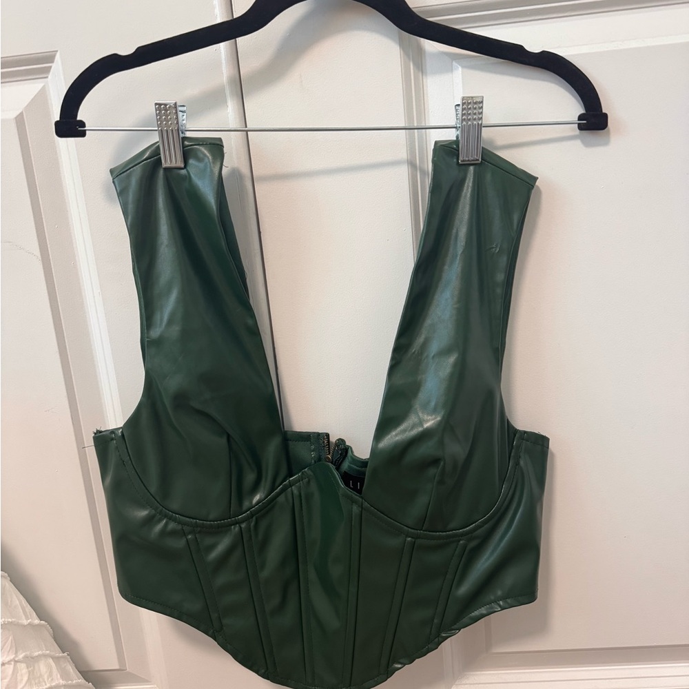 Lioness green set